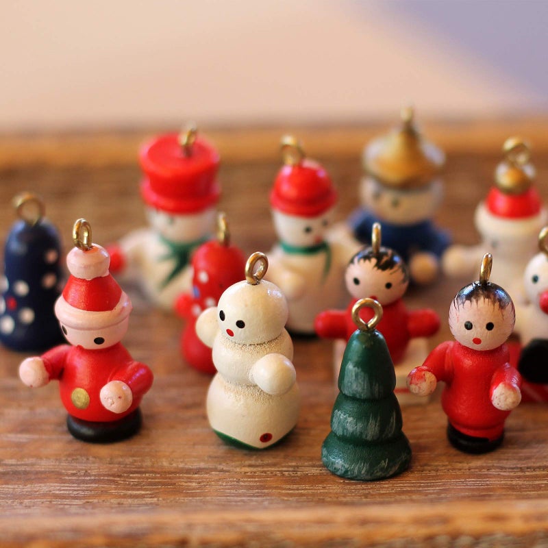 Coolrunner 600pcs Small Screw Eye Pins, 10mm x 4.5mm Eye pins Hooks, Eyelets Screw Threaded Silver Clasps Hooks Eye Screws for Arts DIY Making (Gold+Sliver) - Image 3